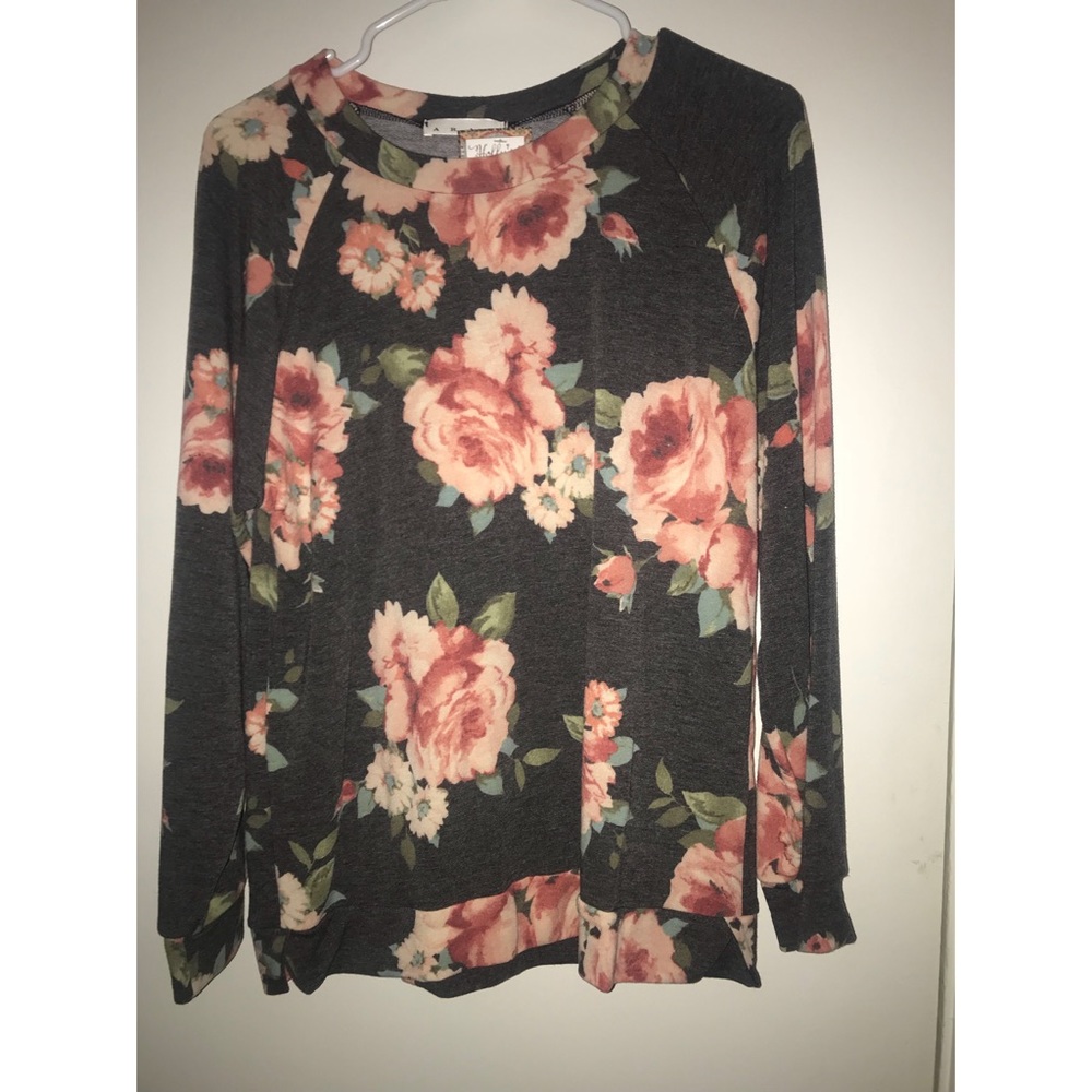 NWT Gray floral sweater